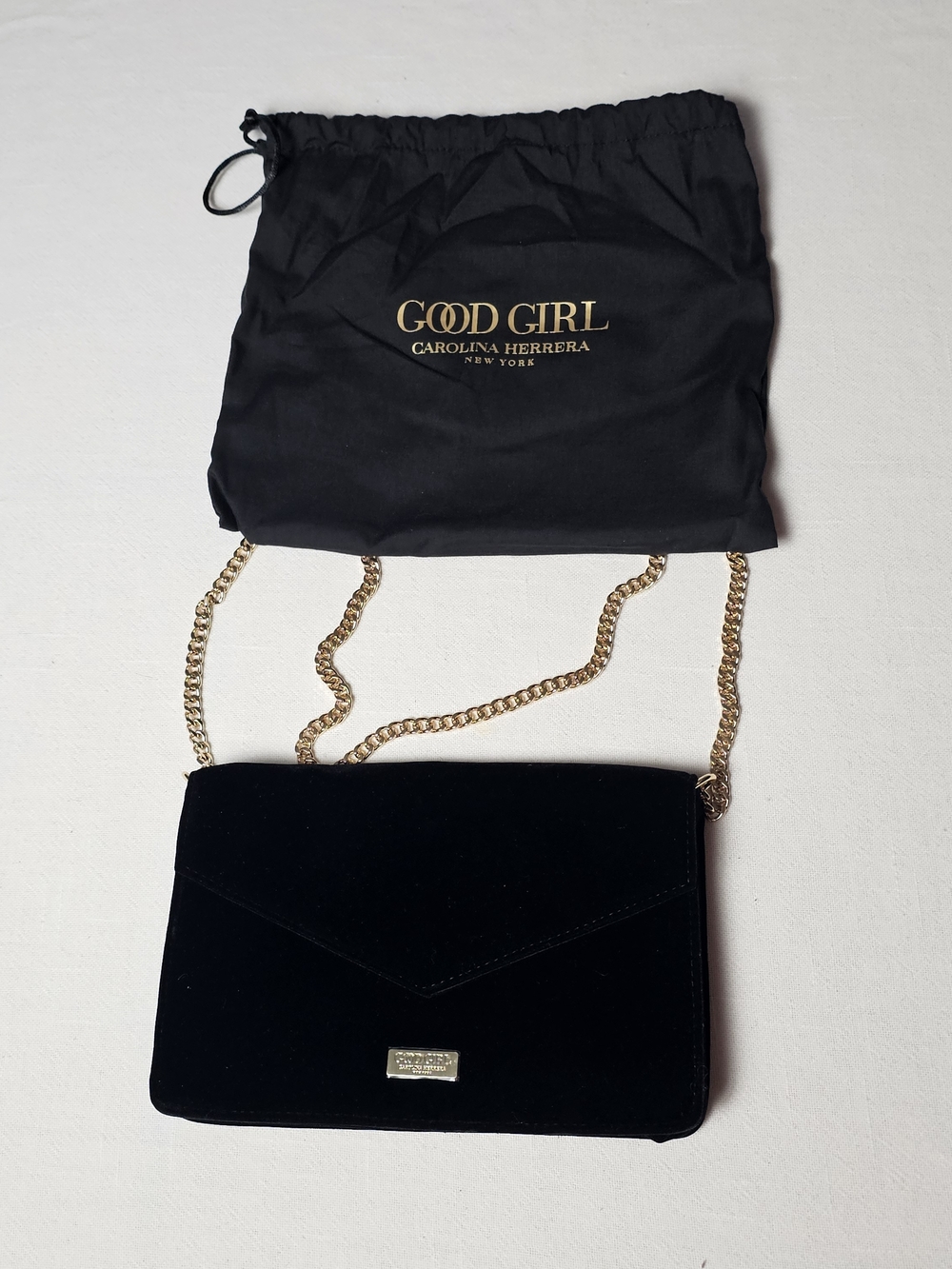 Carolina Herrera Good Girl Clutch Bag With Duster